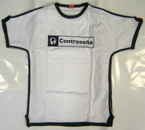 CAMISETA CONTRASE�A BLANCA